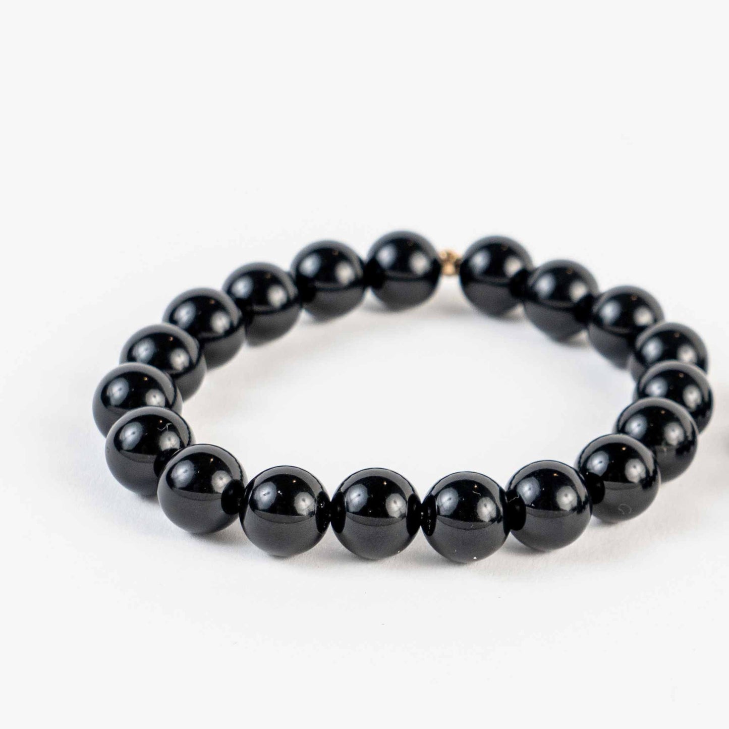 Onyx Bead Bracelet - Strength, Protection, Confidence - Skies & Trees